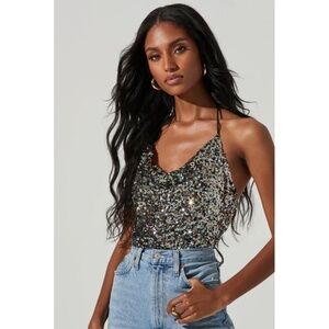 NWT ASTR the Label Alicia Top - size S
